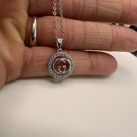 Fashionable Silver Necklace - Picture 5 of 8